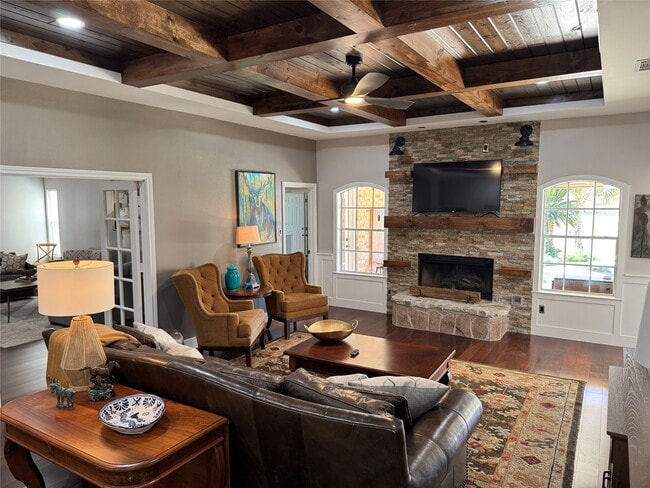 Building Photo - 16003 Escher Rd