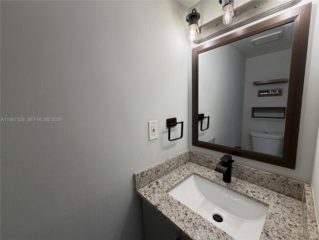 Building Photo - 1711 W 58th St