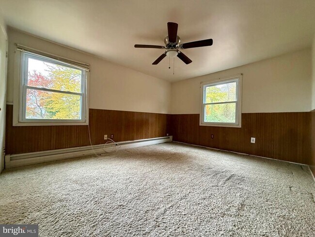 Building Photo - 1 Mystic Way