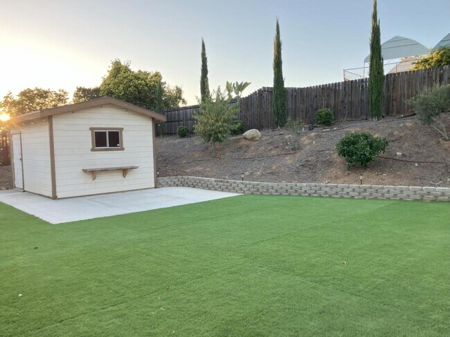Building Photo - 479 Merida Dr