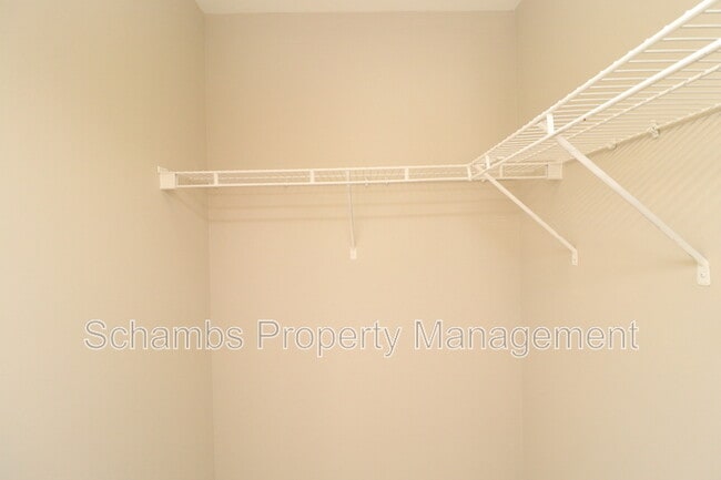 Building Photo - 8631 Neuse Club Ln