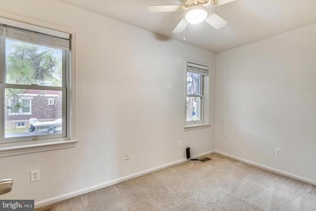 Building Photo - 844 N Frederick St