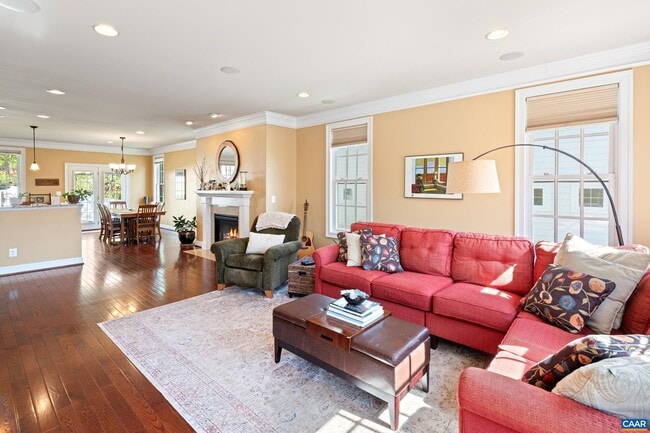 Building Photo - 545 Summerford Ln