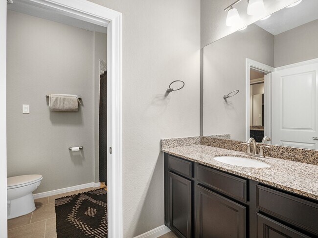 Building Photo - 24910 Meadowthorn Crest Ln