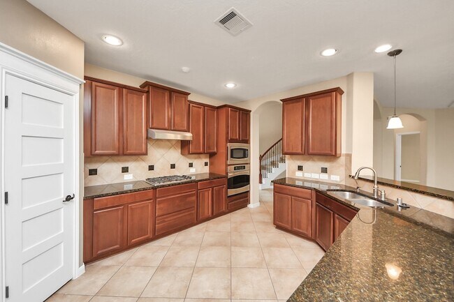 Building Photo - 18006 E Williams Bend Dr