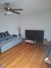 Building Photo - 1532 Funston St