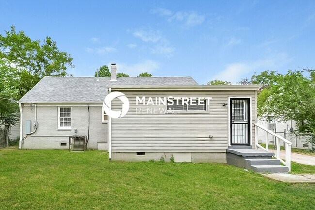 Building Photo - 3 Bedroom Pet-Friendly Home in Memphis, TN with Main Street Renewal