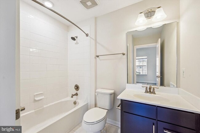 Building Photo - 5313 Smith's Cv Ln