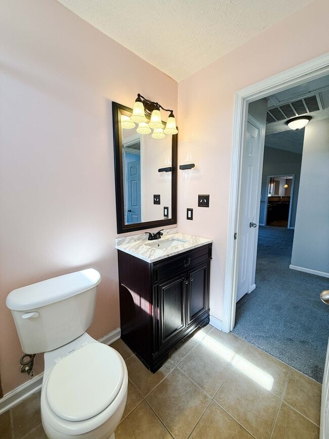 Building Photo - 1904 Yellowbrick Rd