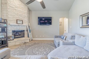 Building Photo - 157 Summer Mdw Dr