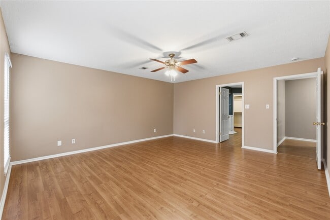 Building Photo - 12635 Ivyforest Dr