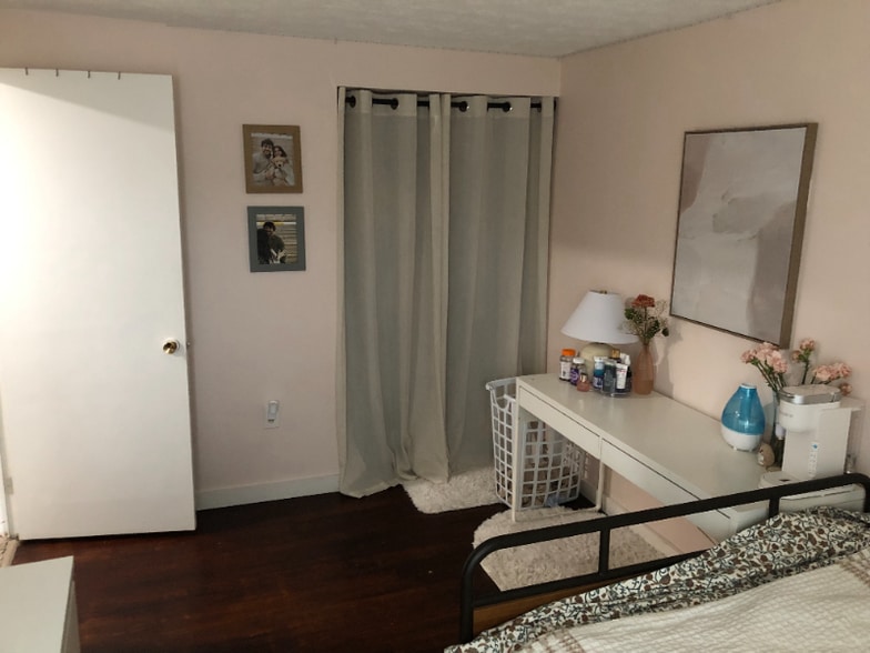 Building Photo - 8677 Canyon Cove Rd