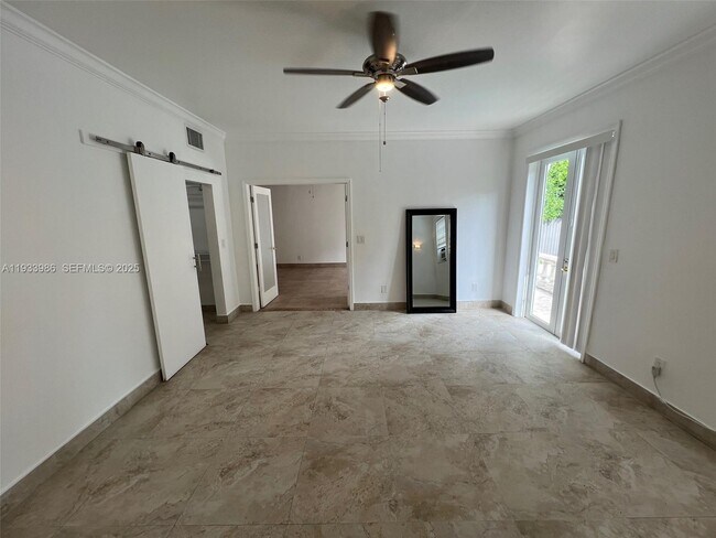 Building Photo - 4575 Post Ave