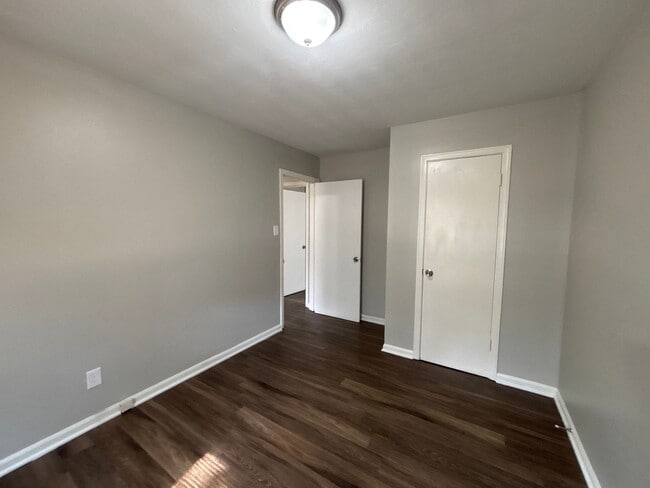 Building Photo - 4496 Range Line Rd