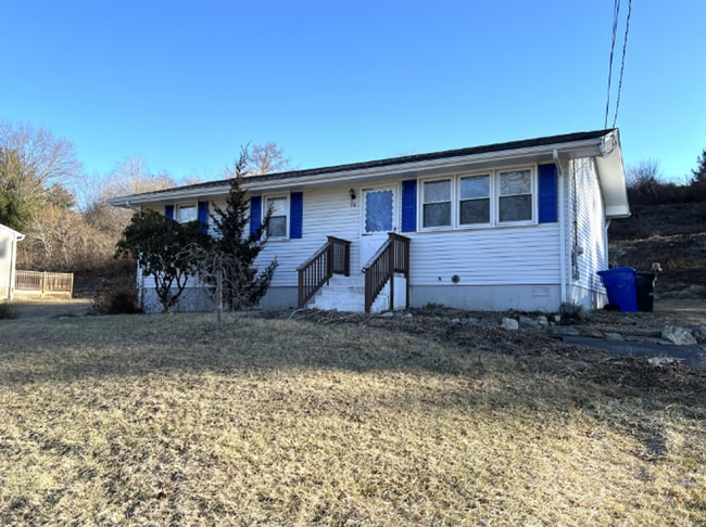 Building Photo - Cozy, One Level Living Ranch