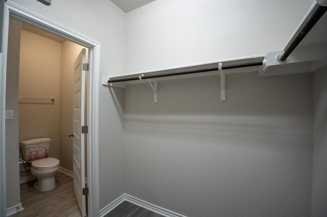 Building Photo - 252 Syrah Ct