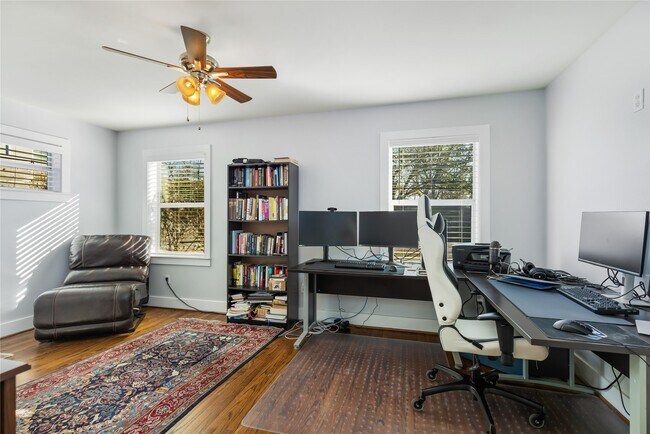 Building Photo - 3615 Murworth Dr