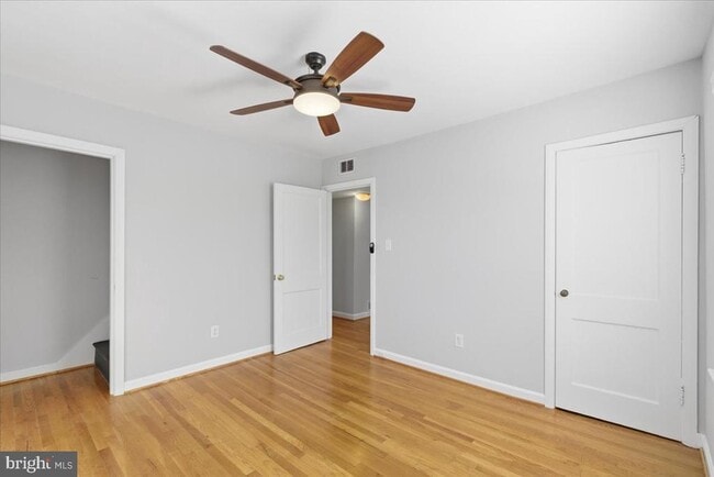 Building Photo - 403 S Veitch St