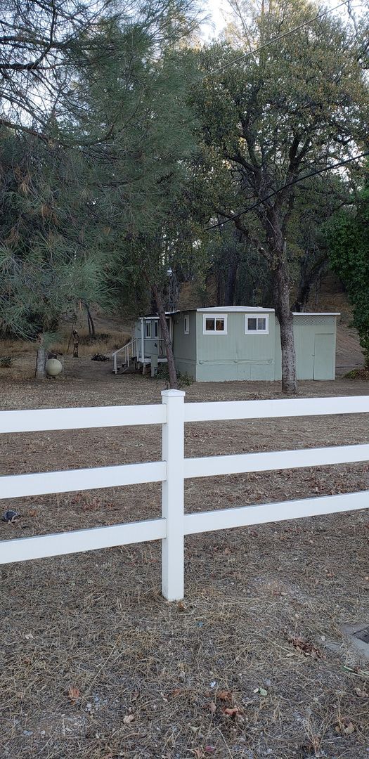 Building Photo - MANUFACTURED 3 BED 1.5 BATH HOME ON 2 ACRES