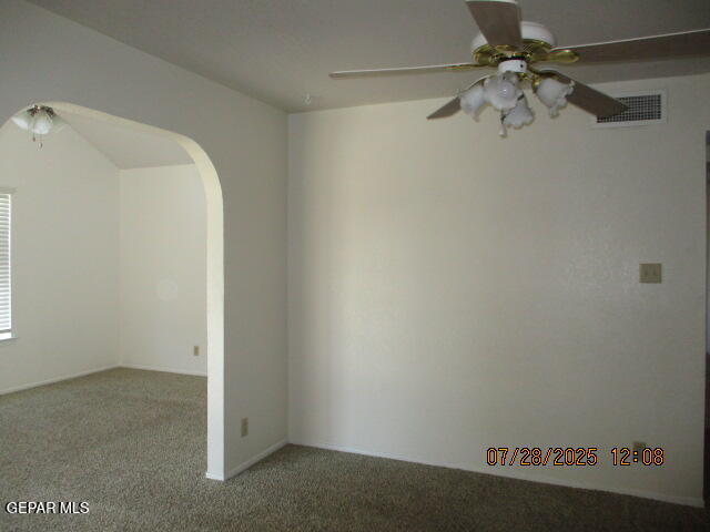 Building Photo - 721 Springfire Dr