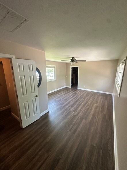 Building Photo - 7507 Kimberly Dr