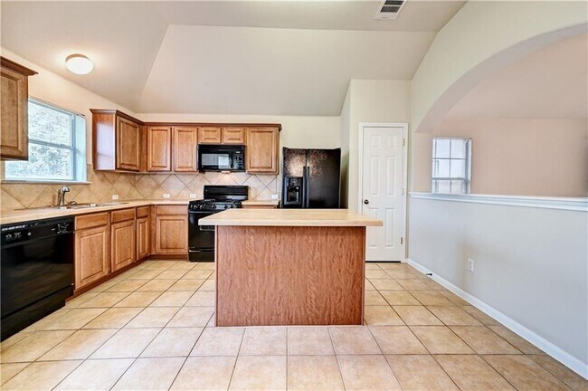 Building Photo - 4017 Bandice Ln