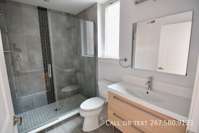 Building Photo - 330 Cambridge St