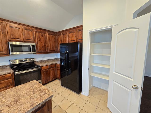 Building Photo - 124 Bridlewood St