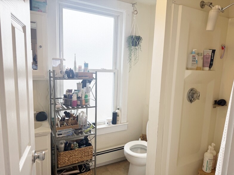 Building Photo - 37 Prospect Street Ave