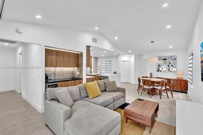 Building Photo - 9940 Watermill Cir