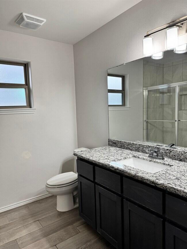 Building Photo - 3606 Octavia Dr