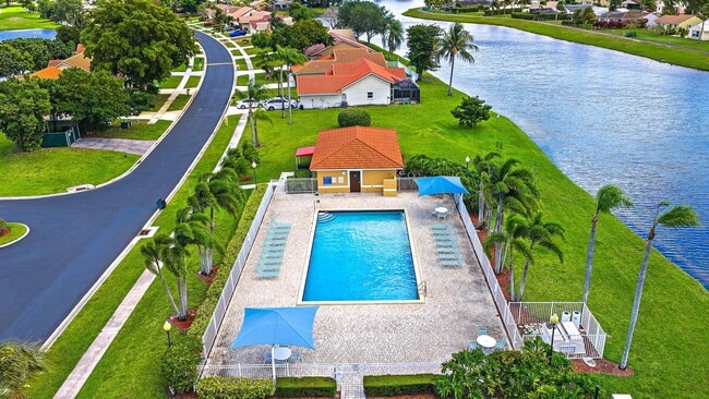 Building Photo - 9178 Beverly Ct