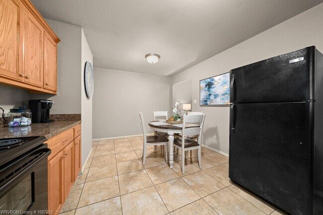 Building Photo - 5019 S 28th St