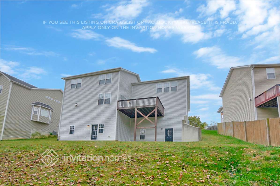 Building Photo - 460 Texanna Way