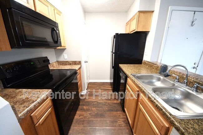 Building Photo - 79 Cape Dorey Dr