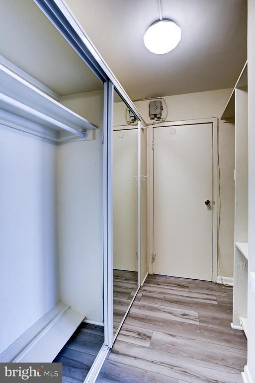 Building Photo - 950 25th St NW