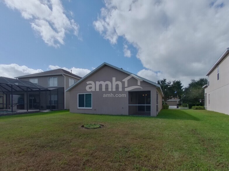 Building Photo - 14231 Gnatcatcher Terrace