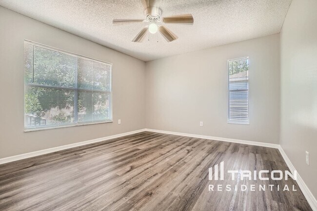 Building Photo - 1240 Wyndham Pine Dr