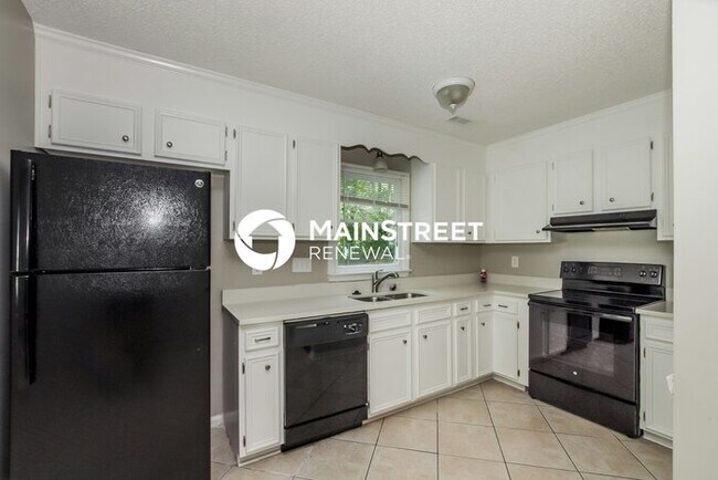 Building Photo - 3 Bedroom Pet-Friendly Home in Charlotte, ...