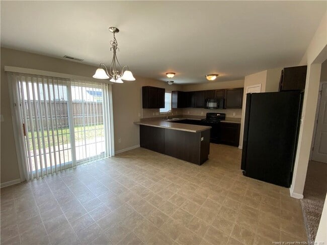 Building Photo - 2109 Sir Michael Dr