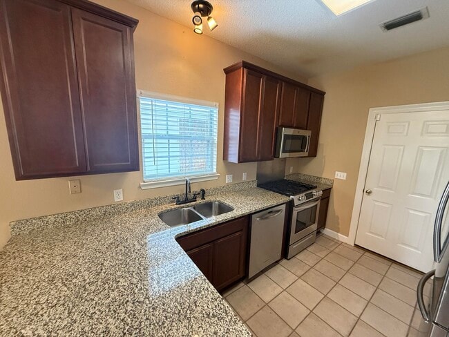 Building Photo - 9697 Leeward Way