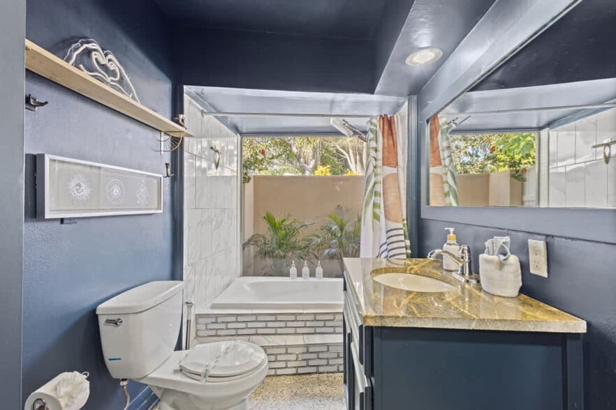 Building Photo - 311 16th Ave