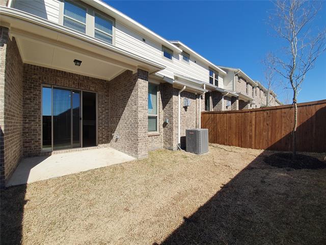 Building Photo - 8238 Primrose Wy
