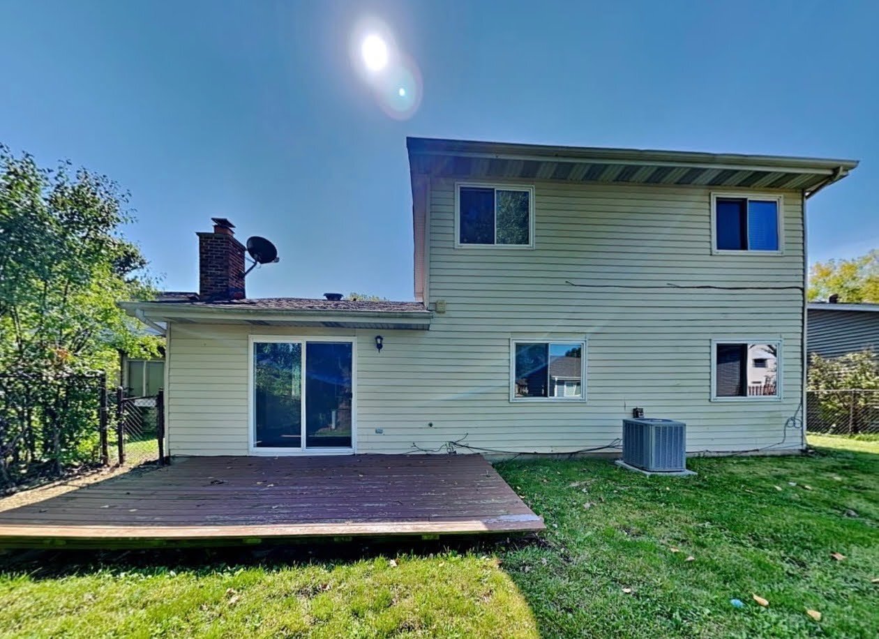 Building Photo - 6793 Redwing Dr