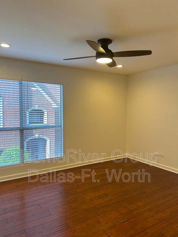 Building Photo - 4134 Travis St