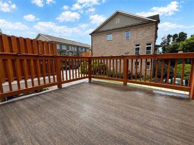 Building Photo - 1207 Lavista Cir NE