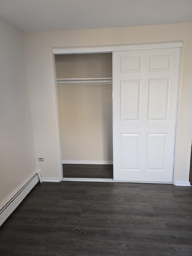 Building Photo - Marion Apartments