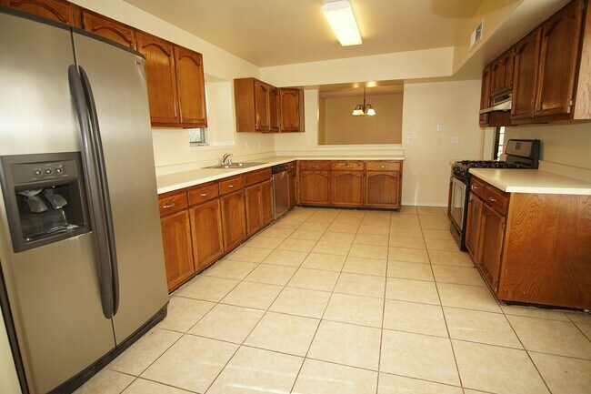 Building Photo - 6937 Villa Hermosa Dr