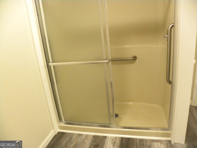 Building Photo - 174 Bell Acres Rd