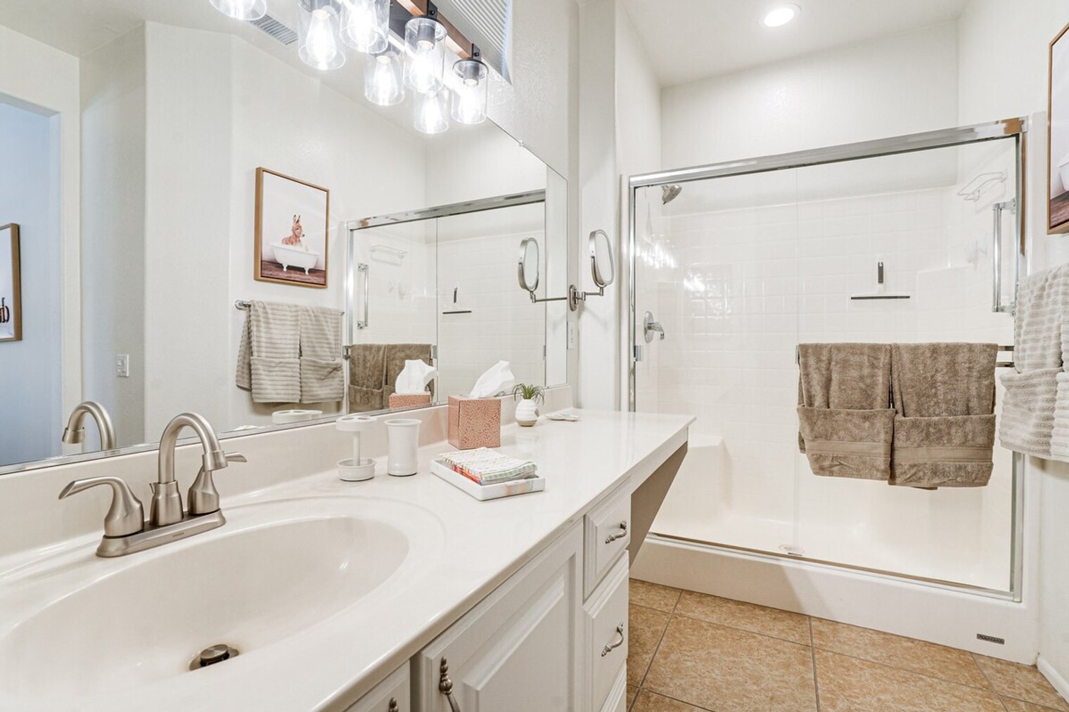 Building Photo - 16426 W Boulder Vista Dr